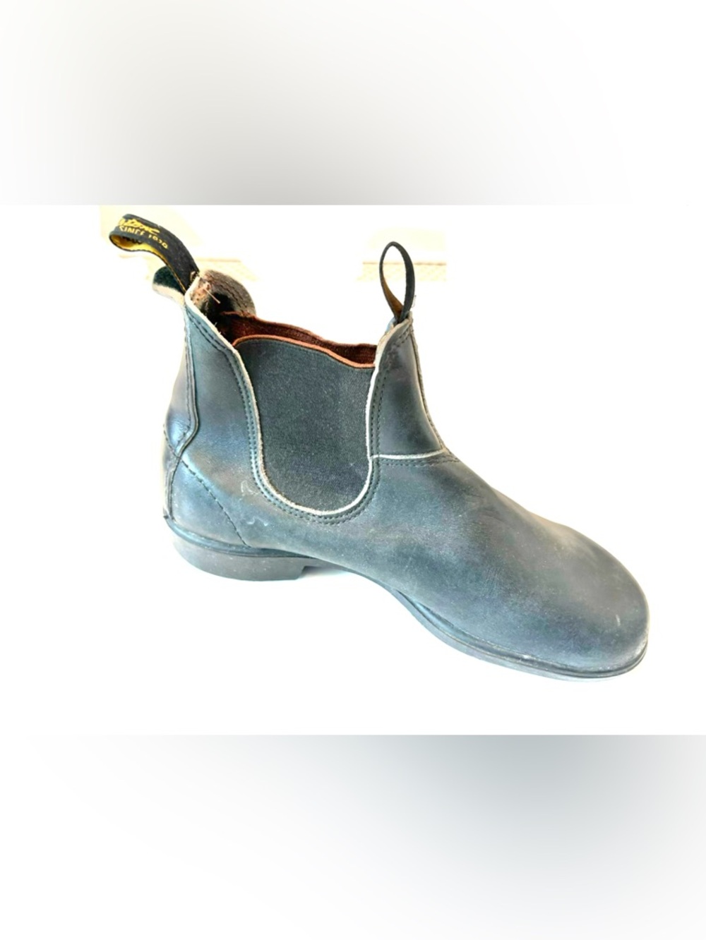 Blundstone Black Leather Chelsea Boots - Picture 7 of 11